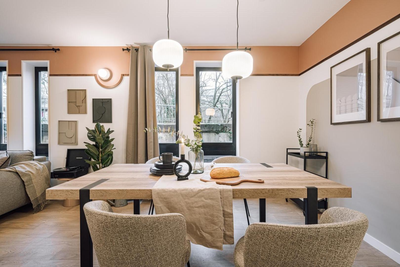 Emir - 1 A Vaugirard * Paris